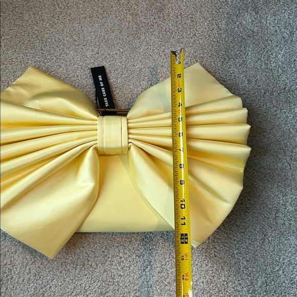 New Alice and Olivia Semira bow bag - Picture 10 of 10